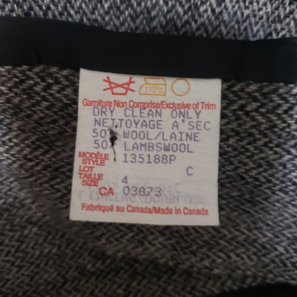 [Sold] Vintage Wool Blazer - Picture 4 of 4